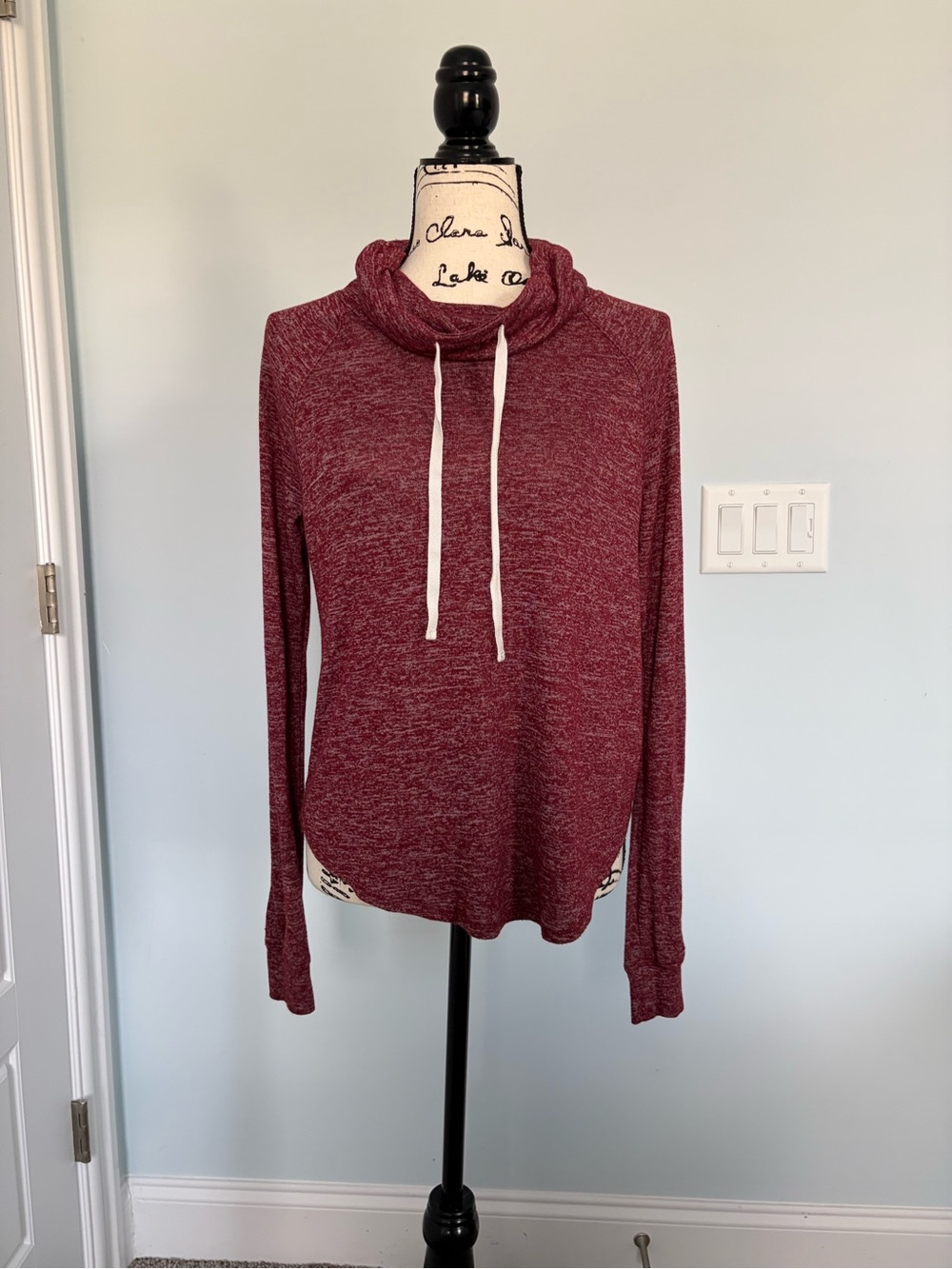 Hollister Marled Cowl Neck Pullover - Burgundy